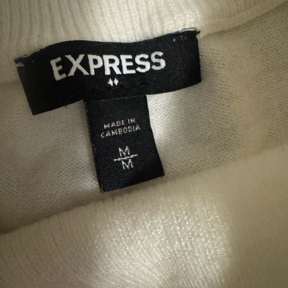 Express mock kneck balloon sleeve blouse - Picture 3 of 3